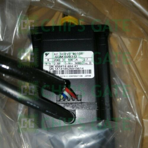 YASKAWA SGMP-02B312 Servo motor