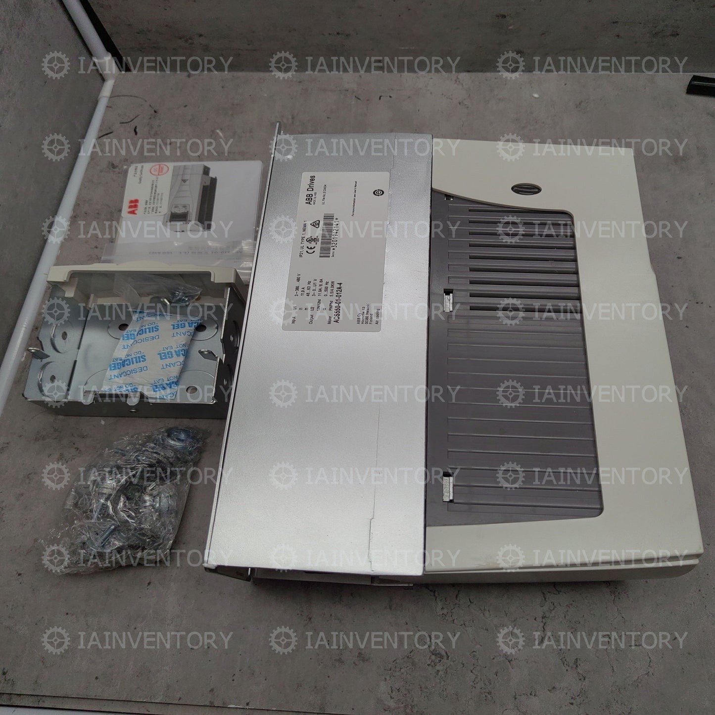 1PCS ABB inverter ACS550-01-012A-4 5.5KW / 4.0KW It In Good