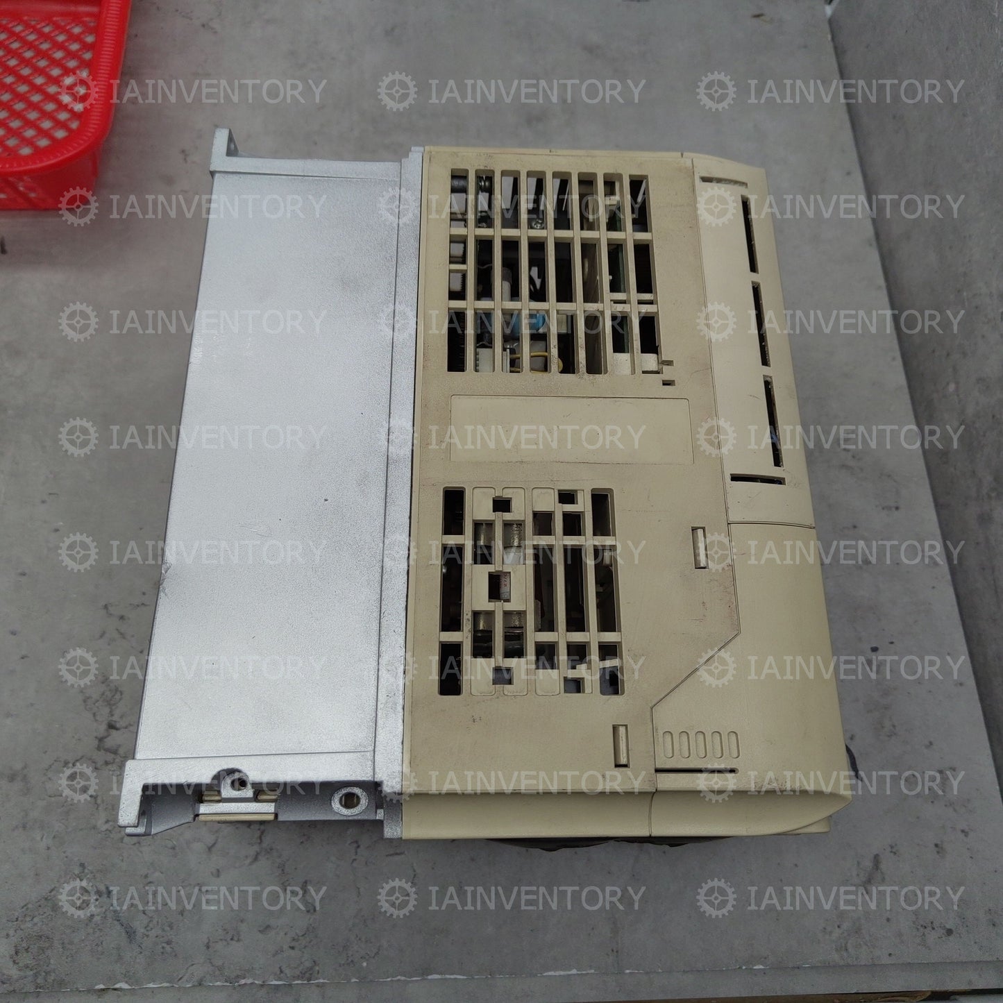 1PCS Yaskawa Varispeed G7 Inverter CIMR-G7A23P7 3PH 200V 3.7KW