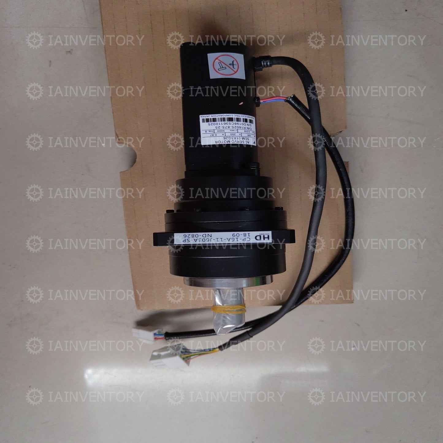 Yaskawa servo motor SGM-01A3G26