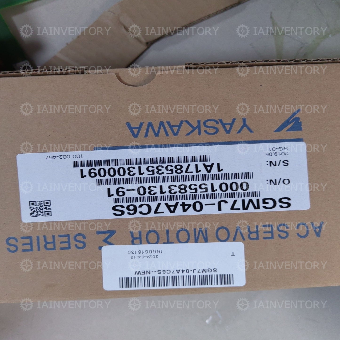 Yaskawa servo Motor SGM7J-04A7C6S