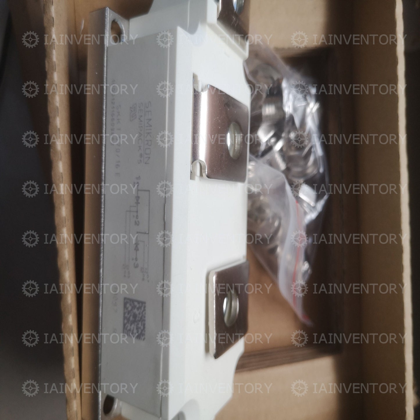 1PCS SKKT570/16E SKKT570-16E SKKT57016E SEMIKRON MODULE