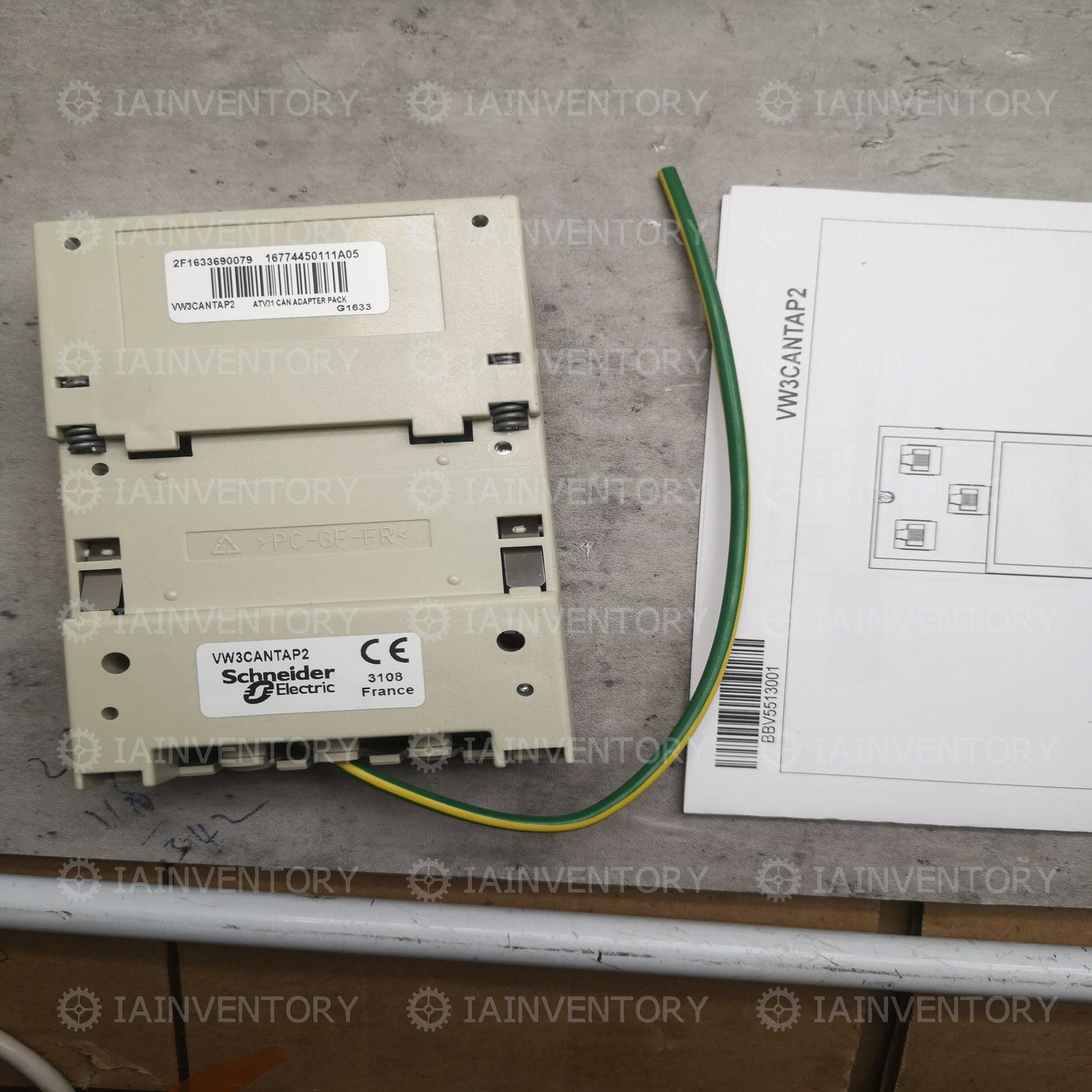 Schneider VW3CANTAP2 Adapter