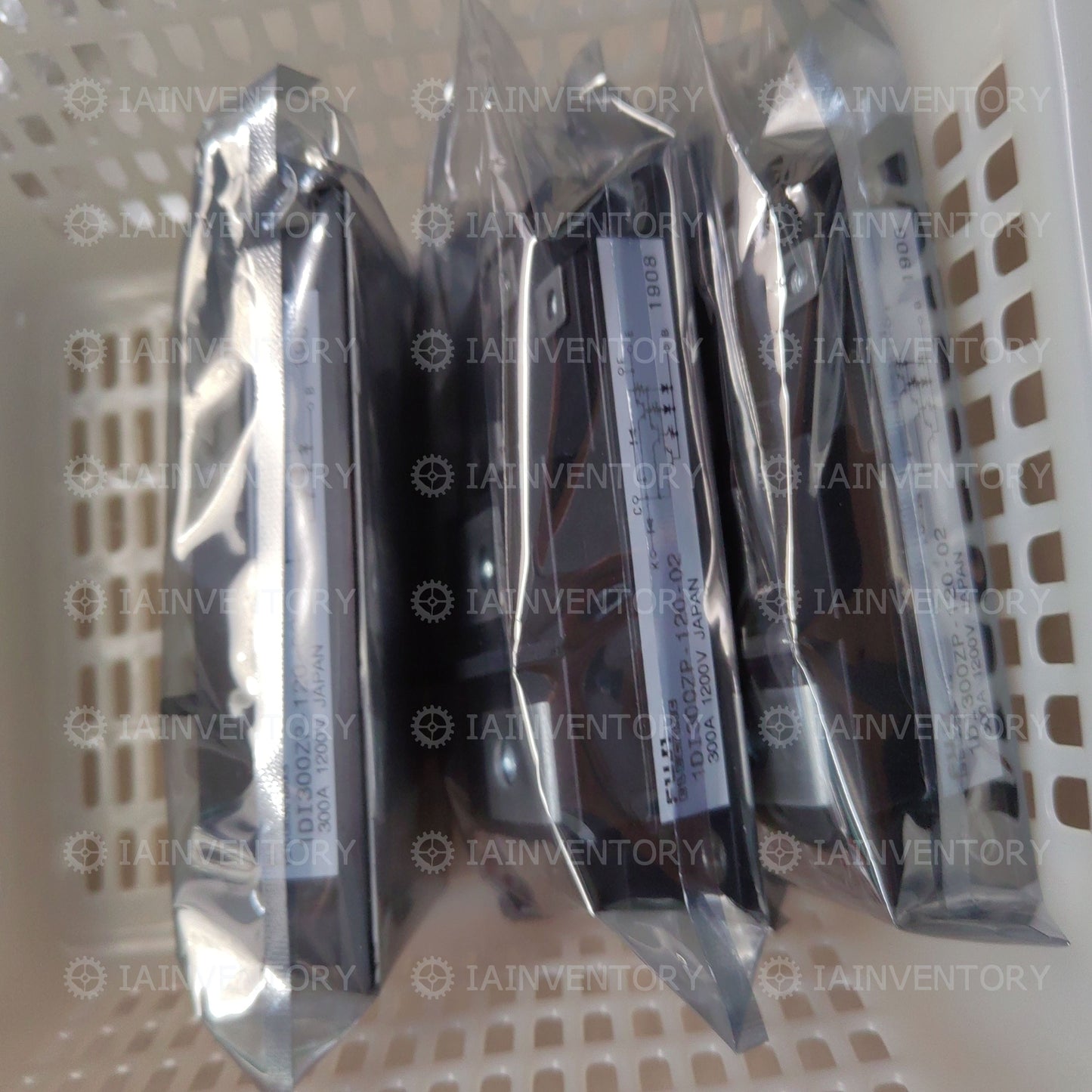 1PCS NEW 1DI300ZP-120-02 FUJI IGBT POWER MODULE 1DI300ZP120-02 1DI300ZP12002