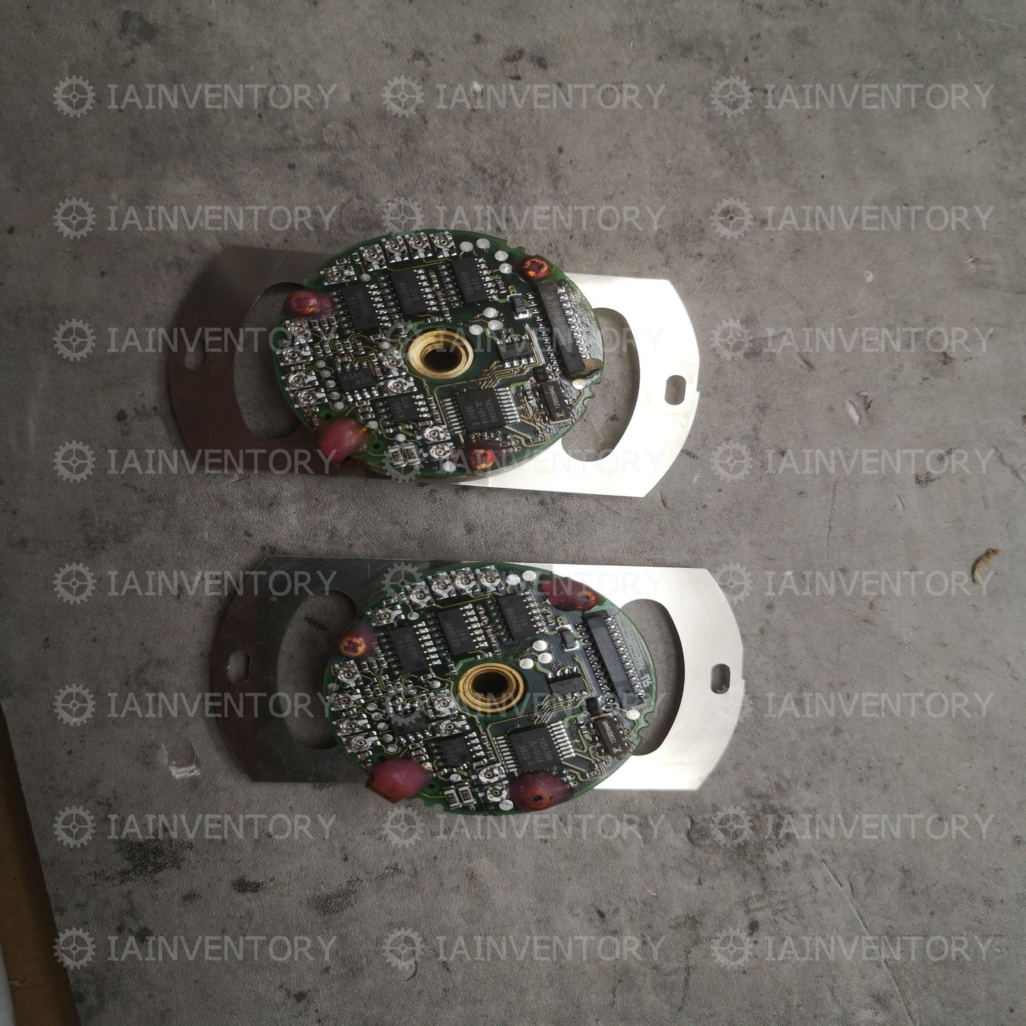 1PCS Yaskawa Servo Motor 81AWF