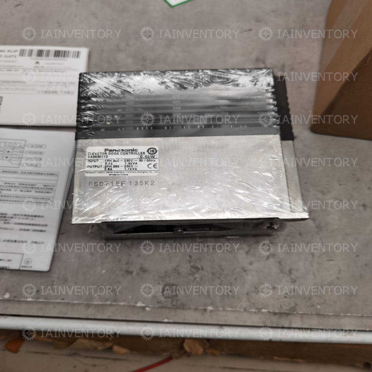 1PCS New Panasonic elevator door inverter AAD03011DK 200V 0.4KW
