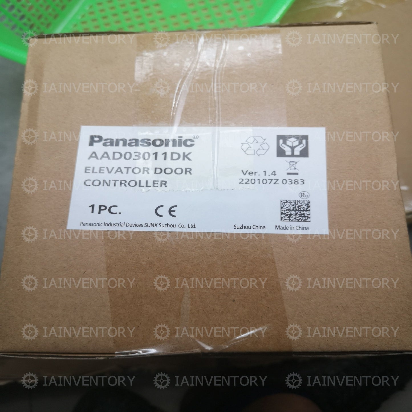 1PCS New Panasonic elevator door inverter AAD03011DK 200V 0.4KW