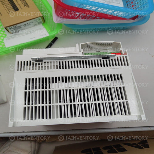1PCS New In Box ABB Drive ACS355-03E-12A5-4 ( ACS35503E12A54 )