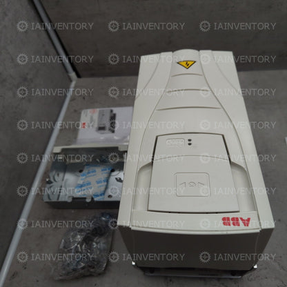 1PCS ABB inverter ACS550-01-012A-4 5.5KW / 4.0KW It In Good