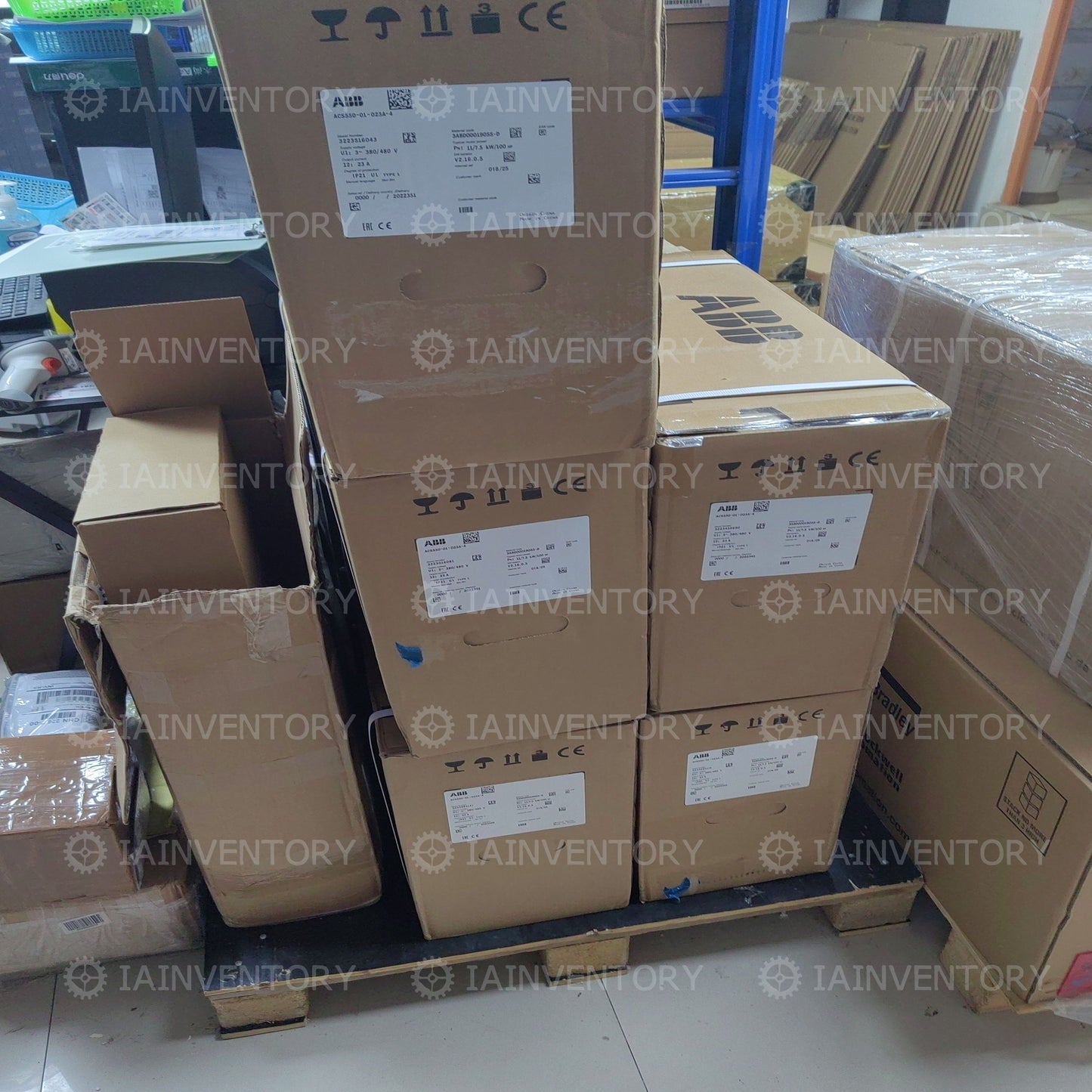 1PCS Brand New In Box ABB Inverter ACS550-01-023A-4 Fast ship with warranty