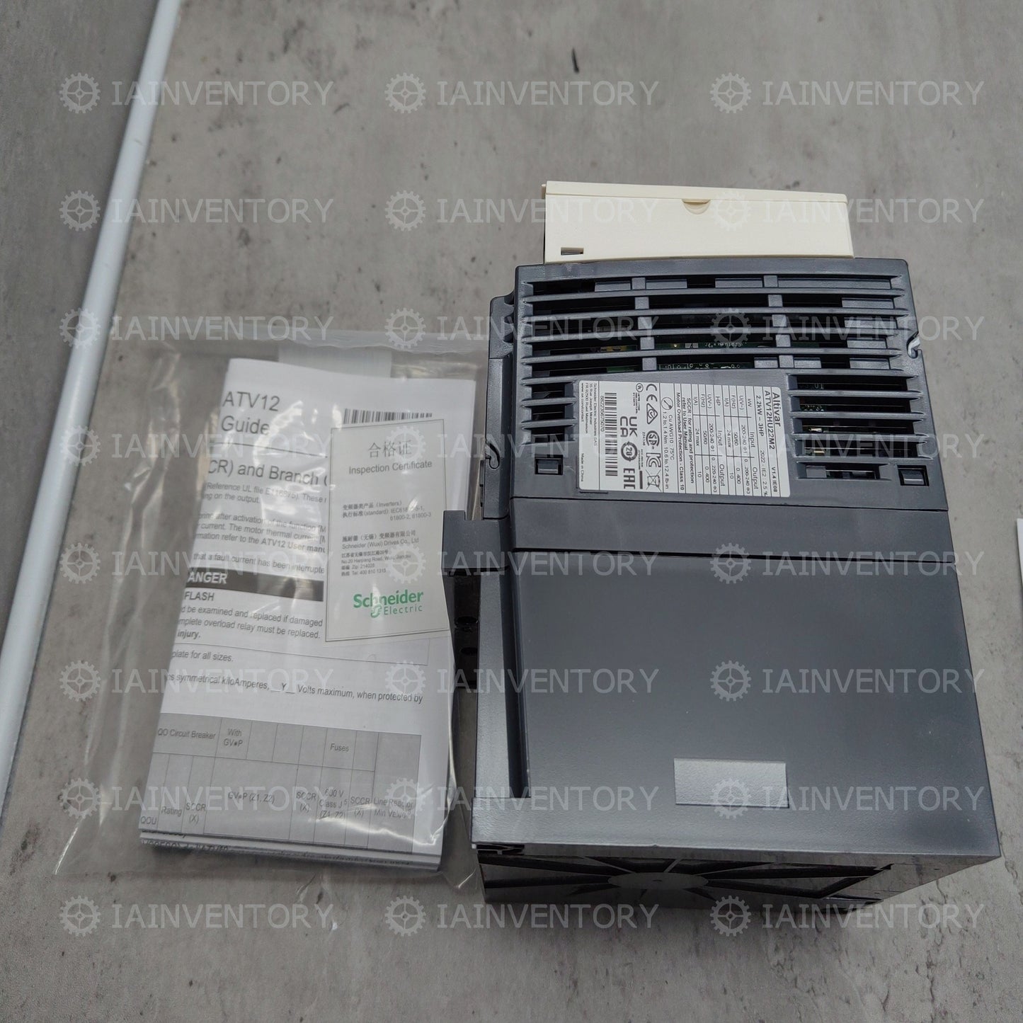 ATV12HU22M2 Schneider