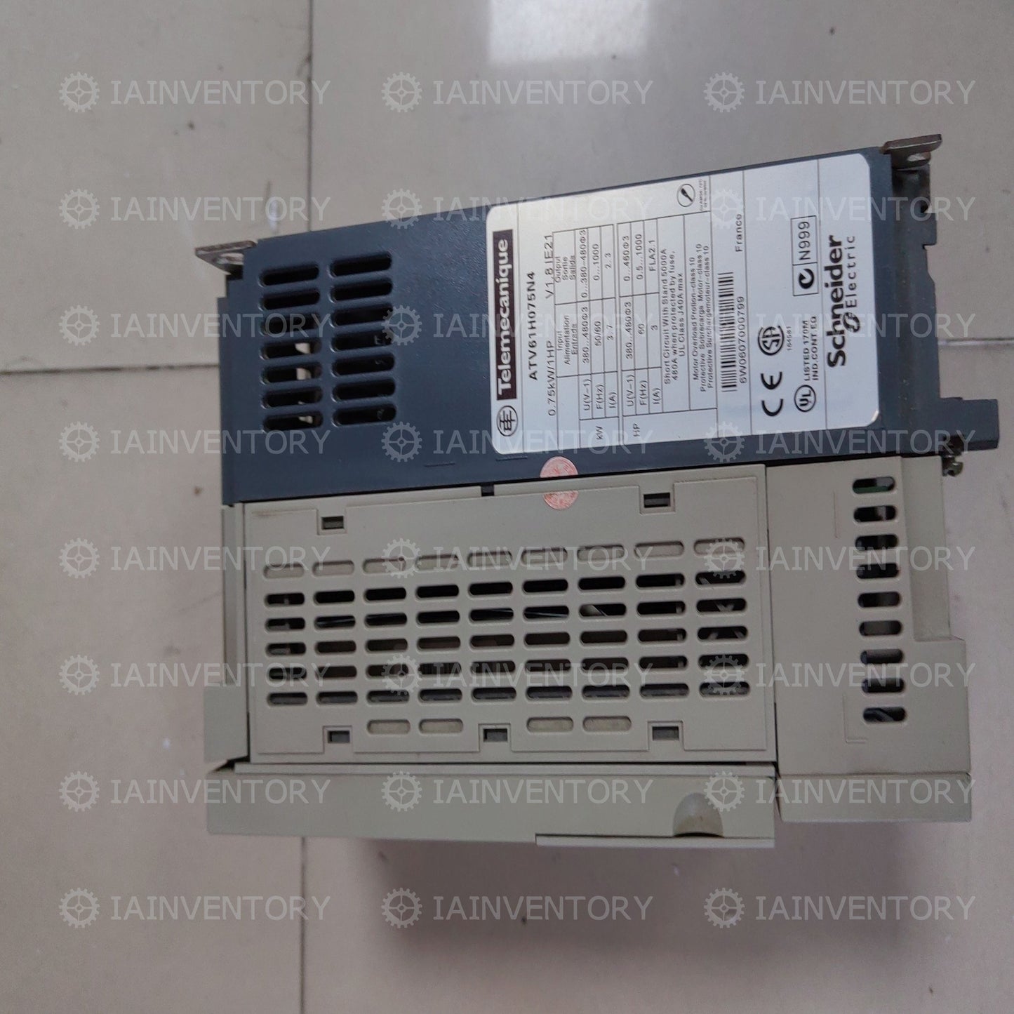 Schneider ATV61H075N4Z 0.75KW 380V