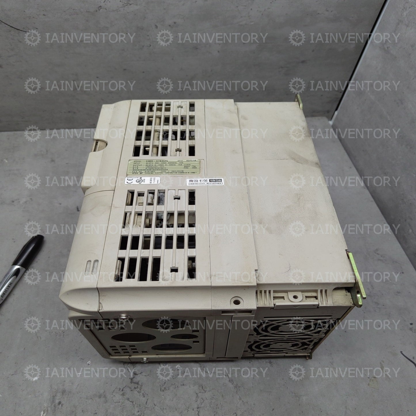 1PCS YASKAWA Inverter CIMR-G7B45P5 G7 5.5KW 380V