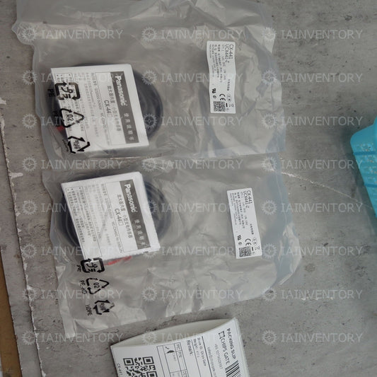 Panasonic CX-441 Photoelectric Reflective Sensor, NPN Output