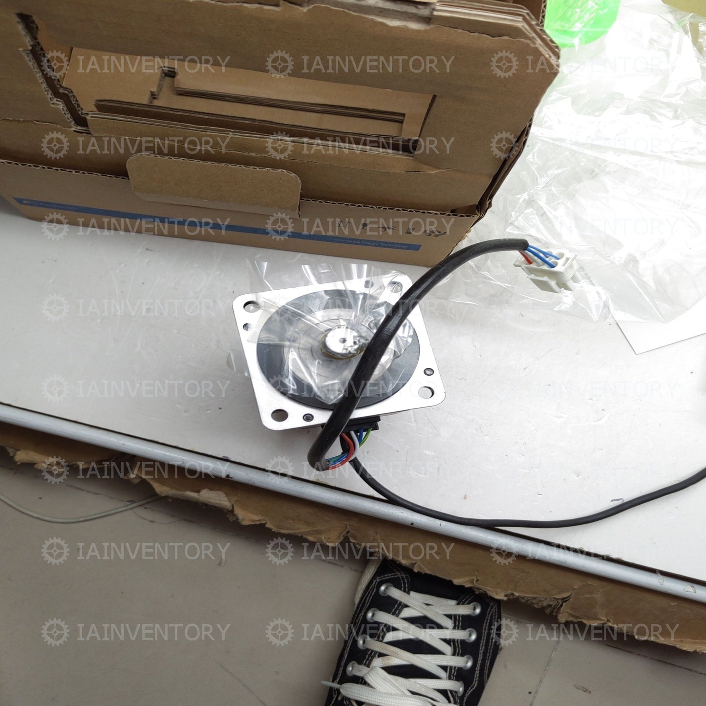 Fuji servo motor GYC401DC1-CA-B 400W with brake