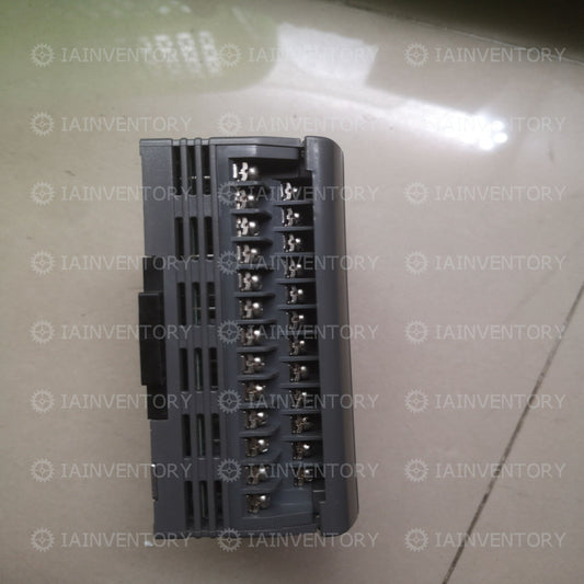 KEYENCE KV-40R PLC MODULE
