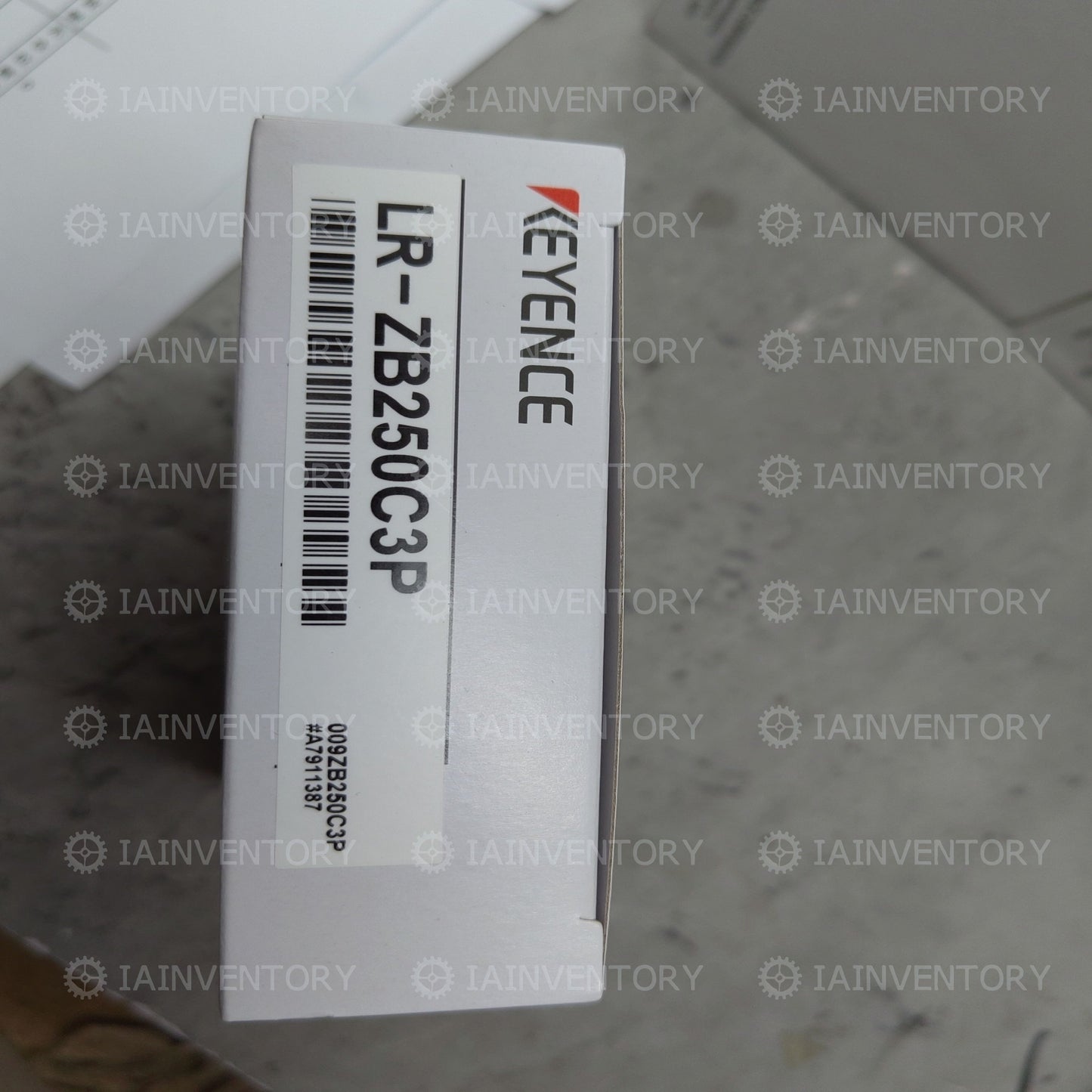 Laser Sensor Keyence LR-ZB250C3P xt