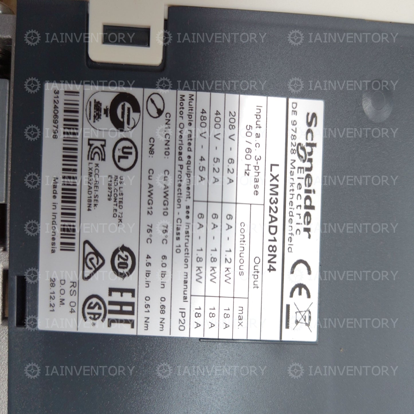 Schneider servo drive LXM32AD18N4