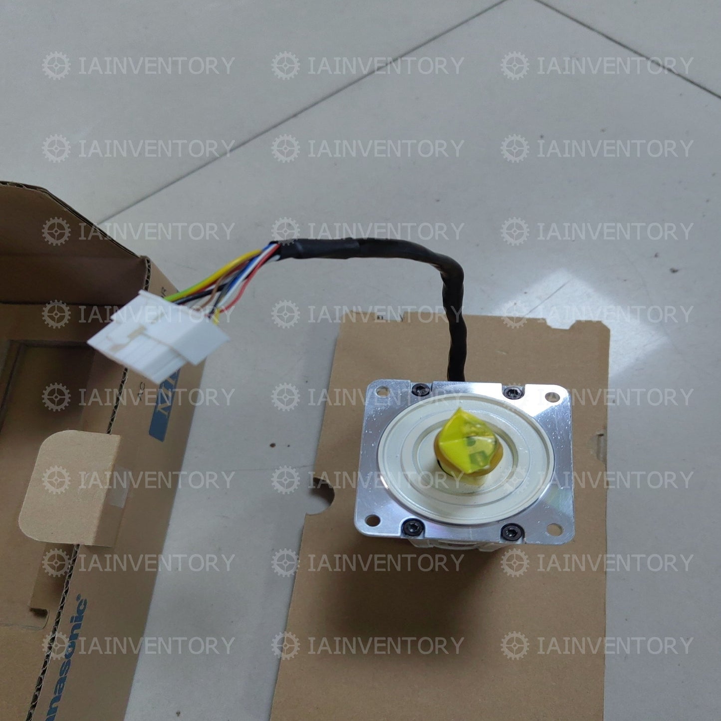 Panasonic MBMK042BLE Servo Motor