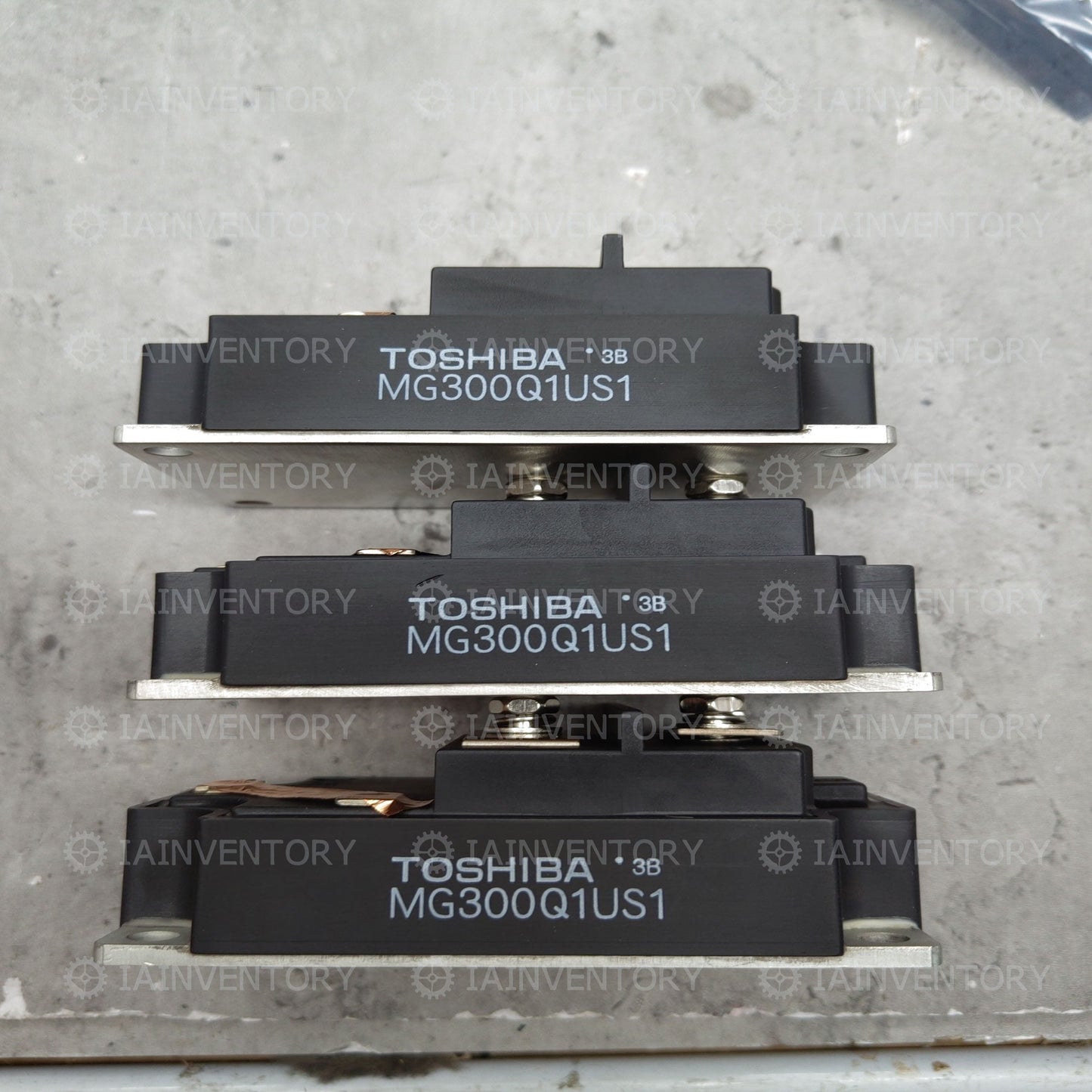 1PCS MG300Q1US1 TOSHIBA IGBT POWER MODULE
