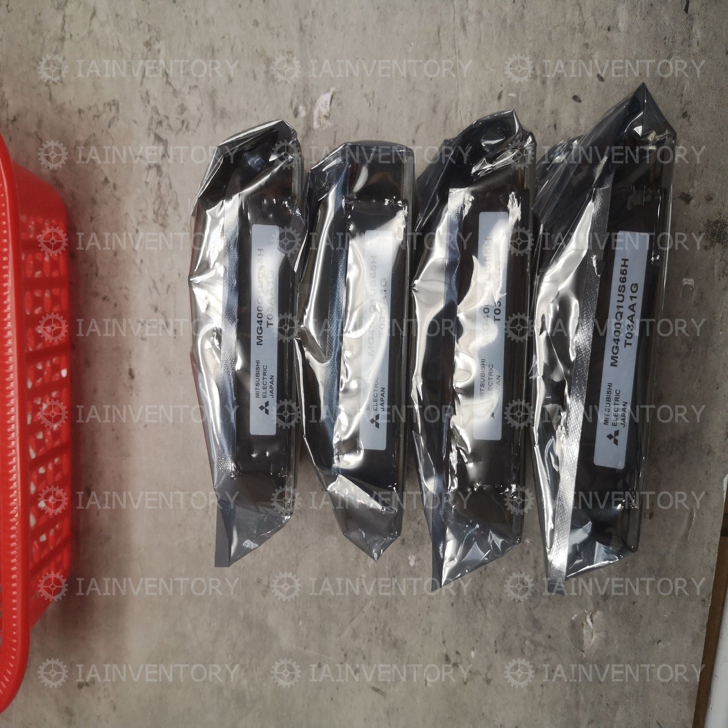1PCS MG400Q1US65H TOSHIBA POWER MODULE