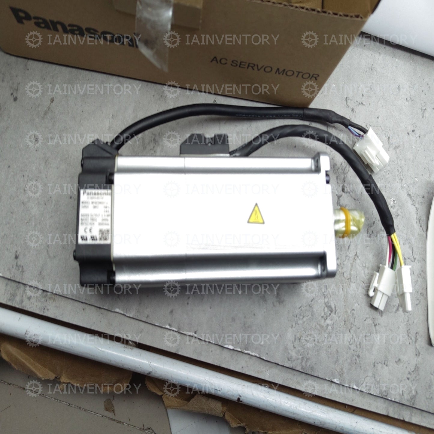 PANASONIC AC Servo Motor MHMD042G1V