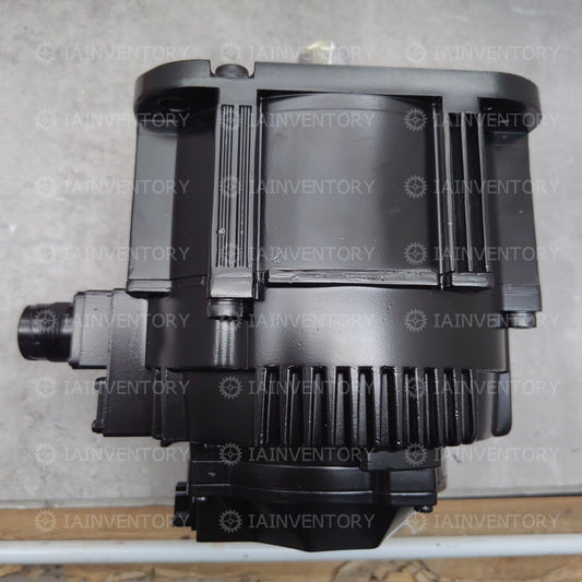 Yaskawa Robot SGM7G-13APK-YR1A AC Servo Motor