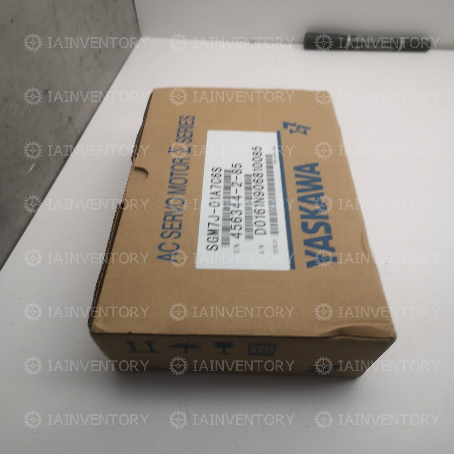 Yaskawa Servo motor SGM7J-01A7C6S