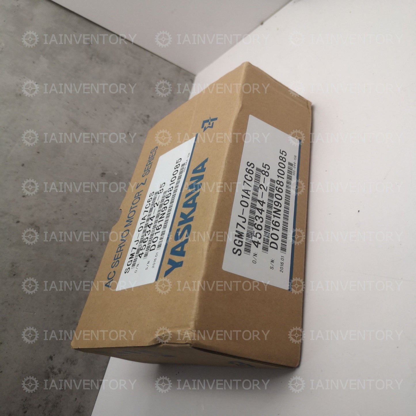 Yaskawa Servo motor SGM7J-01A7C6S