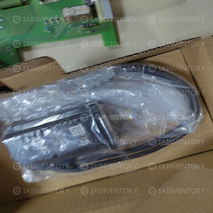 Yaskawa servo Motor SGM7J-04A7C6S