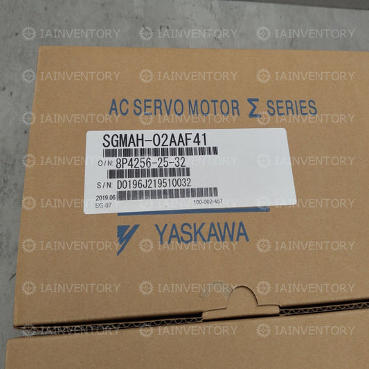 YASKAWA servo motor SGMAH-02AAF41