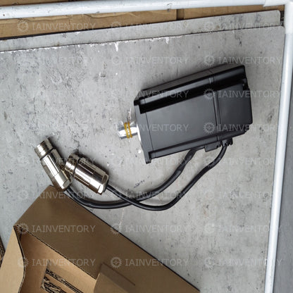 YASKAWA SERVOMOTOR SGMAH-04AAA61D-0Y