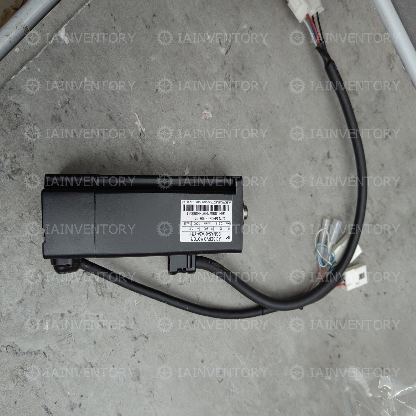 SGMAS-01A2A-YR11 SGMAS01A2AYR11 YASKAWA SERVO MOTOR