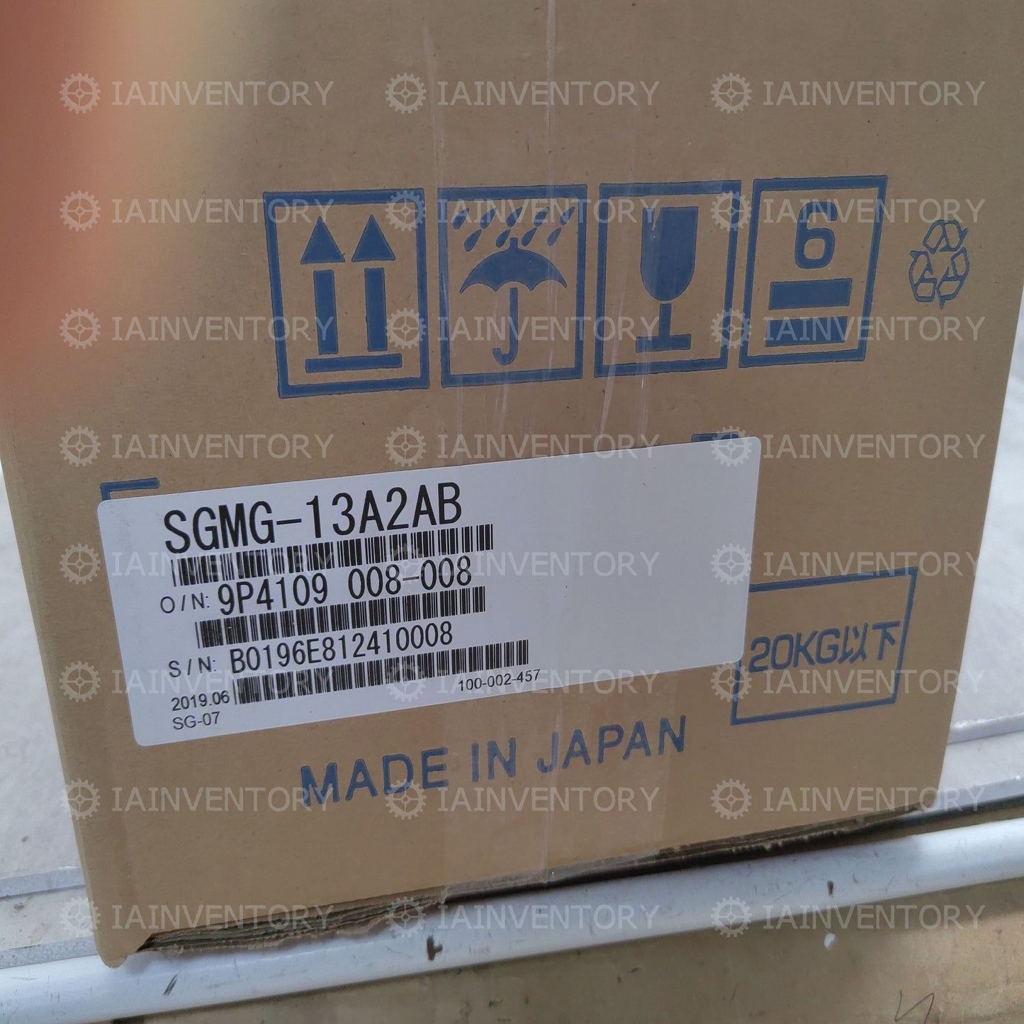 Yaskawa servo motor motor SGMG-13A2AB