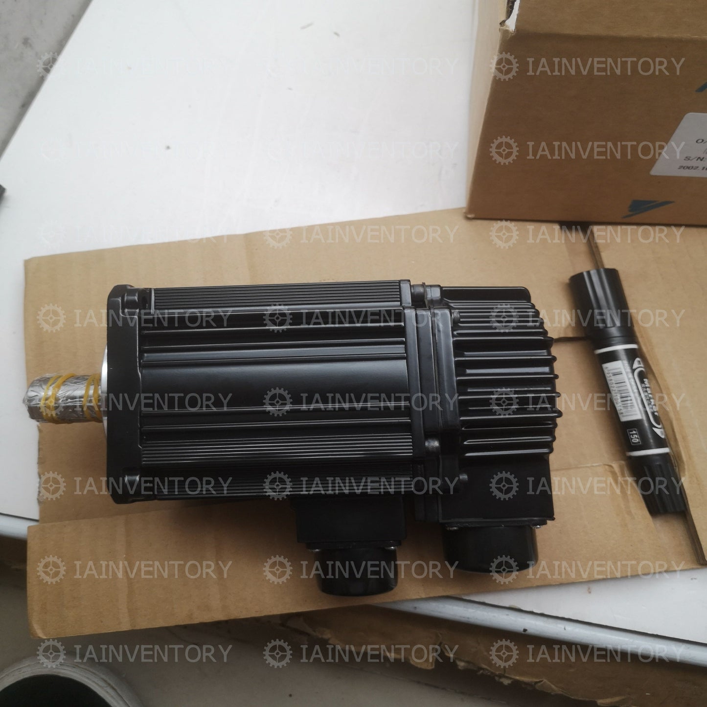 Yaskawa servo motor SGMS-10A6AB