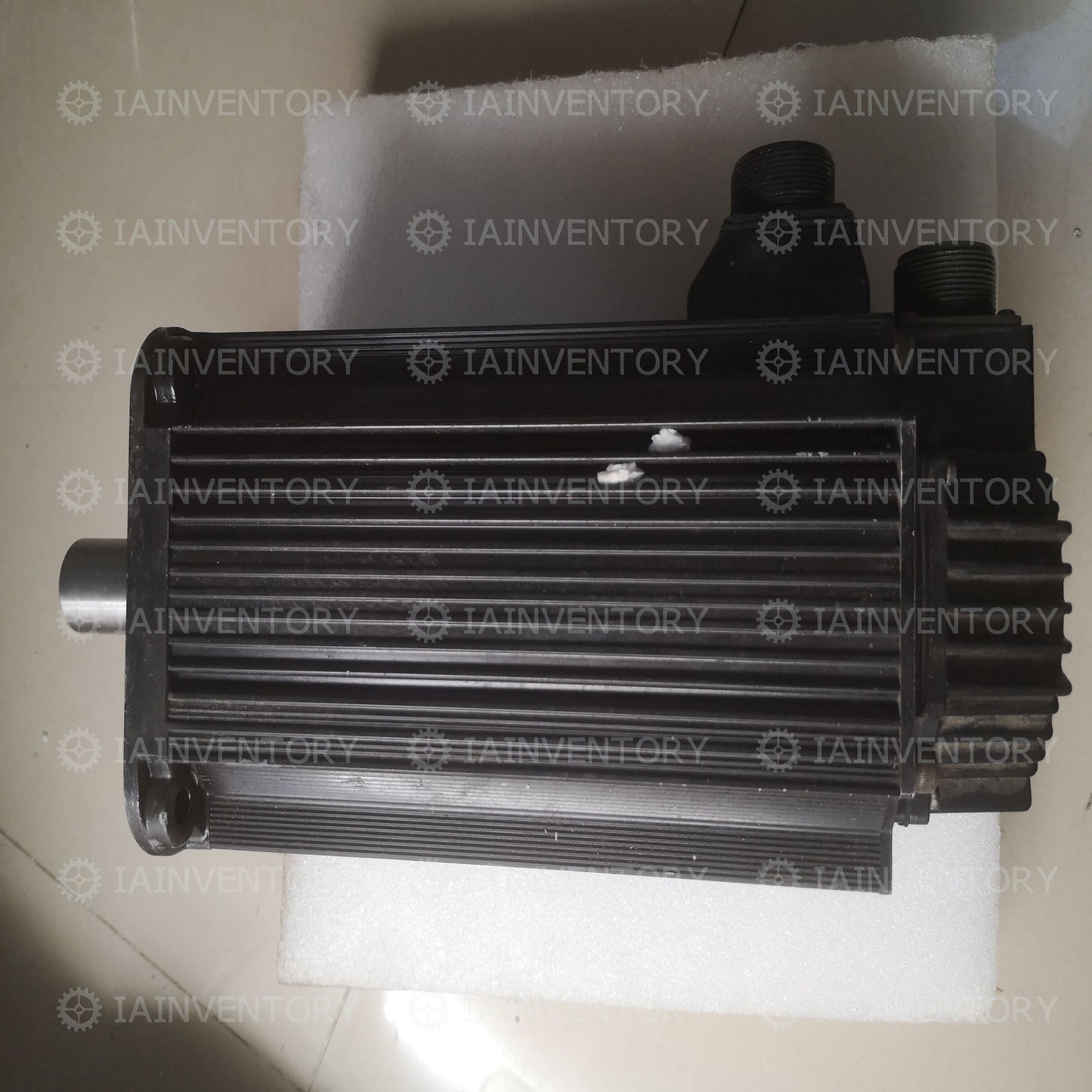 Yaskawa SGMS-50A6AB Servo Motor