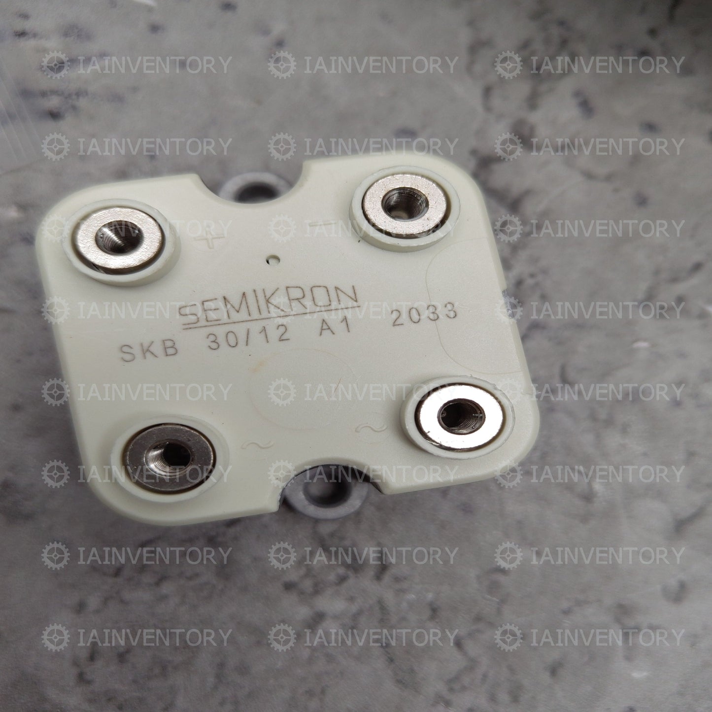 1PCS SKB30/12A1 SKB30-12A1 SKB3012A1 SEMIKRON MODULE
