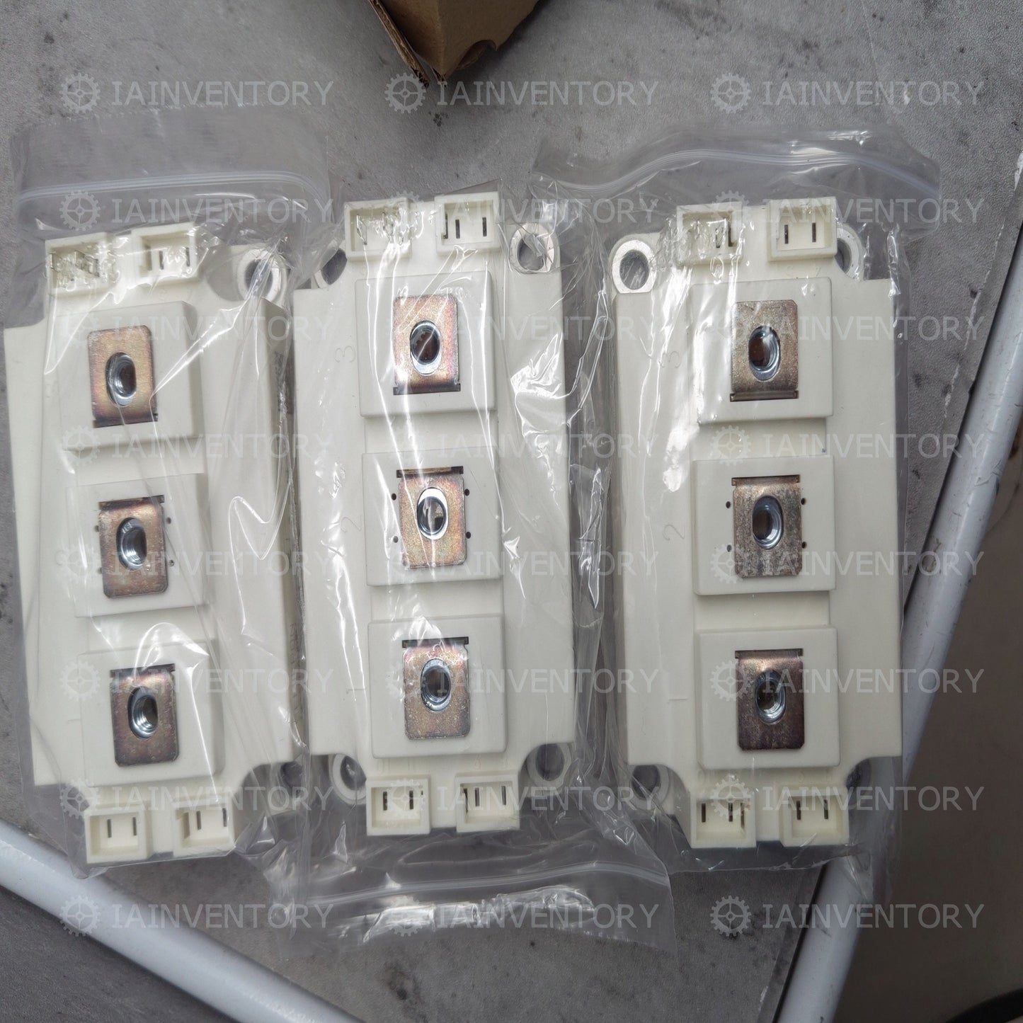 1PCS SKM300GAL12T4 SEMIKRON MODULE
