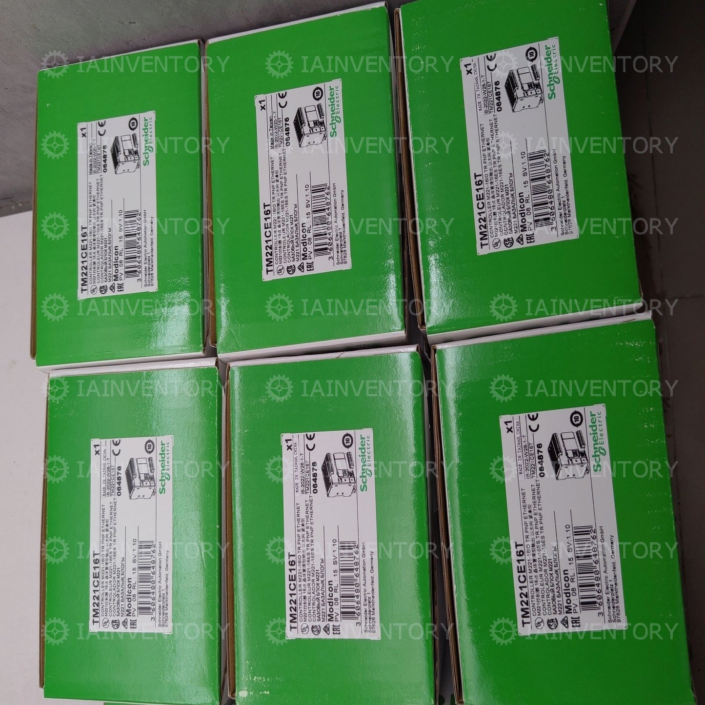 TM221CE16T Schneider