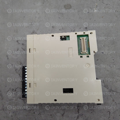 Schneider TM2ALM3LT PLC Extension Module