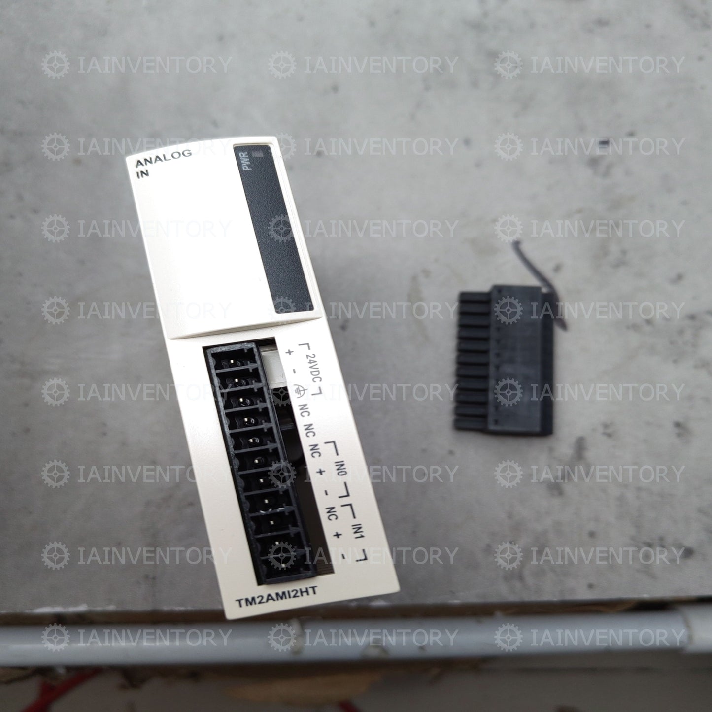 Schneider module TM2AMI2HT