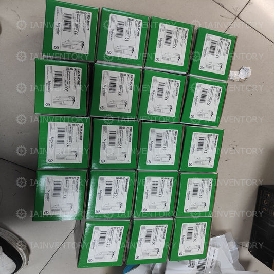 Schneider controller module TM2AMO1HT