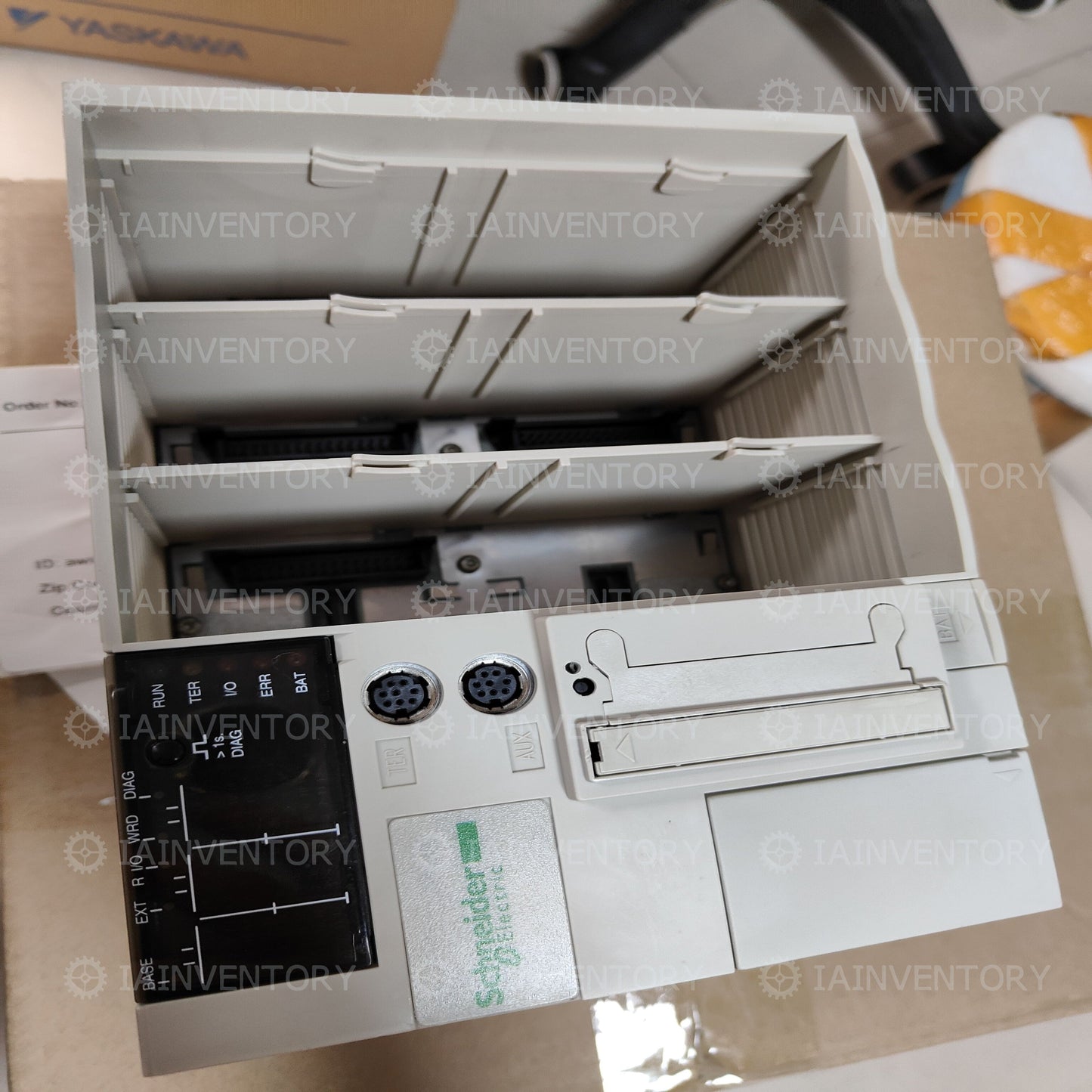 TSX3721001 Schneider