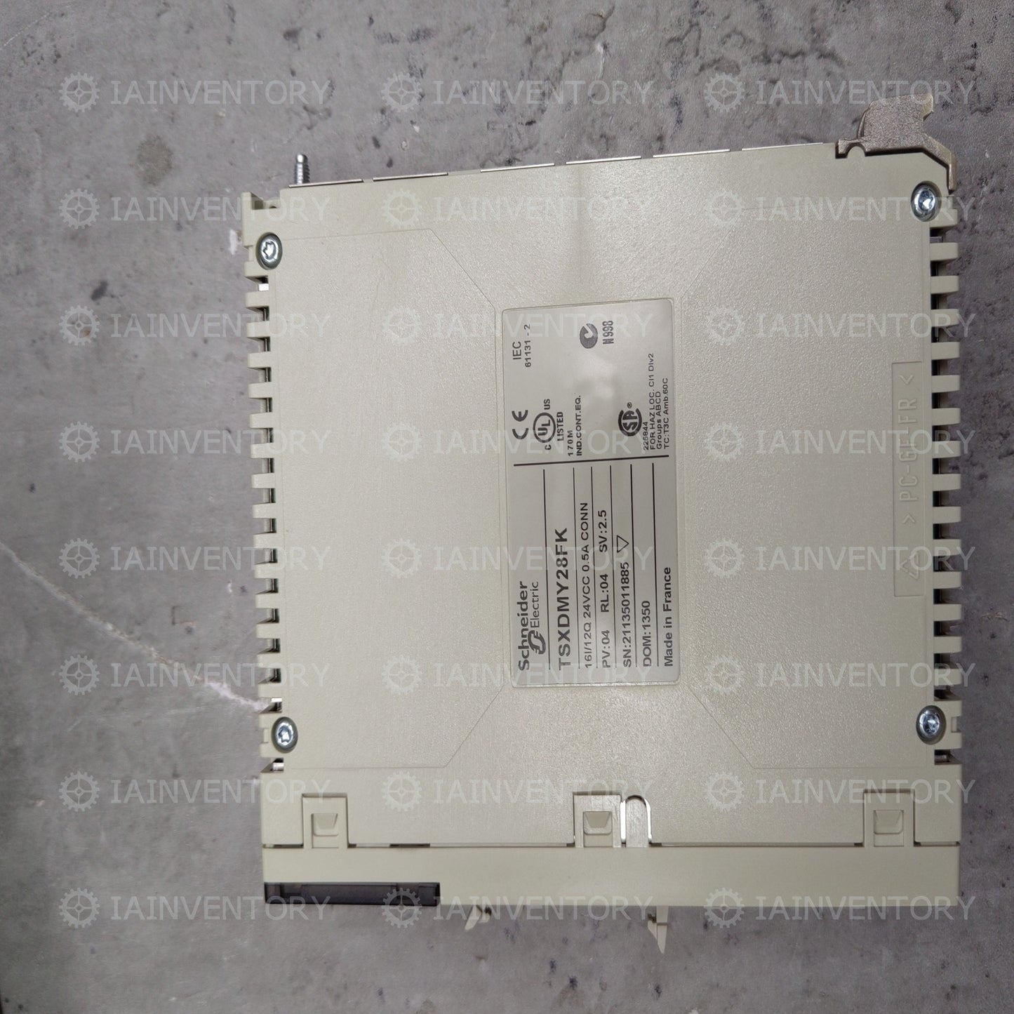 1 UNIT in Original Box Schneider TSXDMY28FK Module