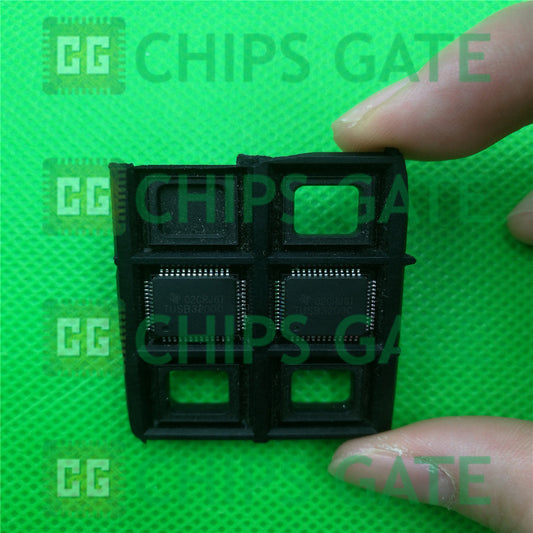 1PCS Toshiba TUSB3200C TQFP52 IC Chip
