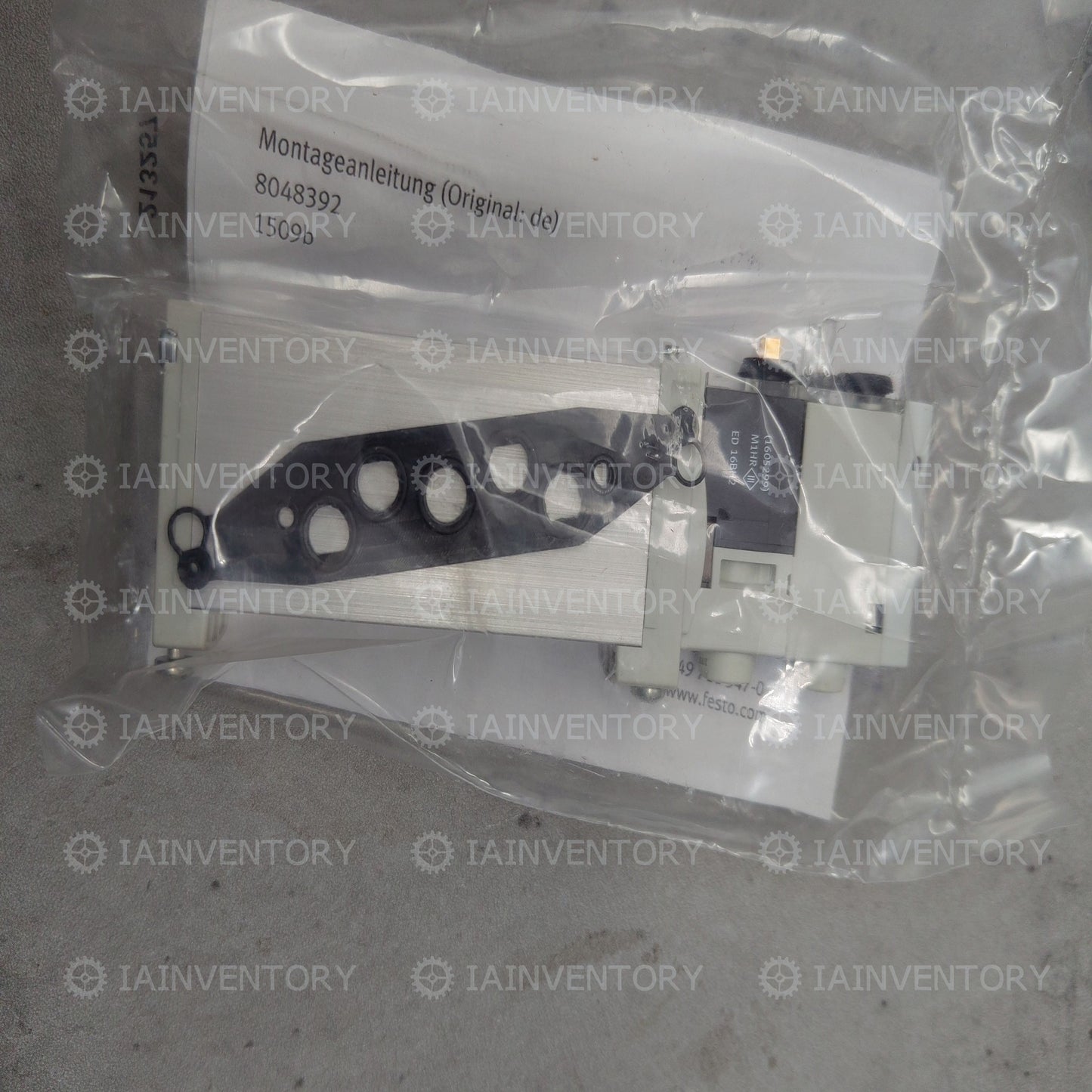 FESTO VUVG-B14-M52-MZT-F-1T1L Solenoid Valve 573483 14mm