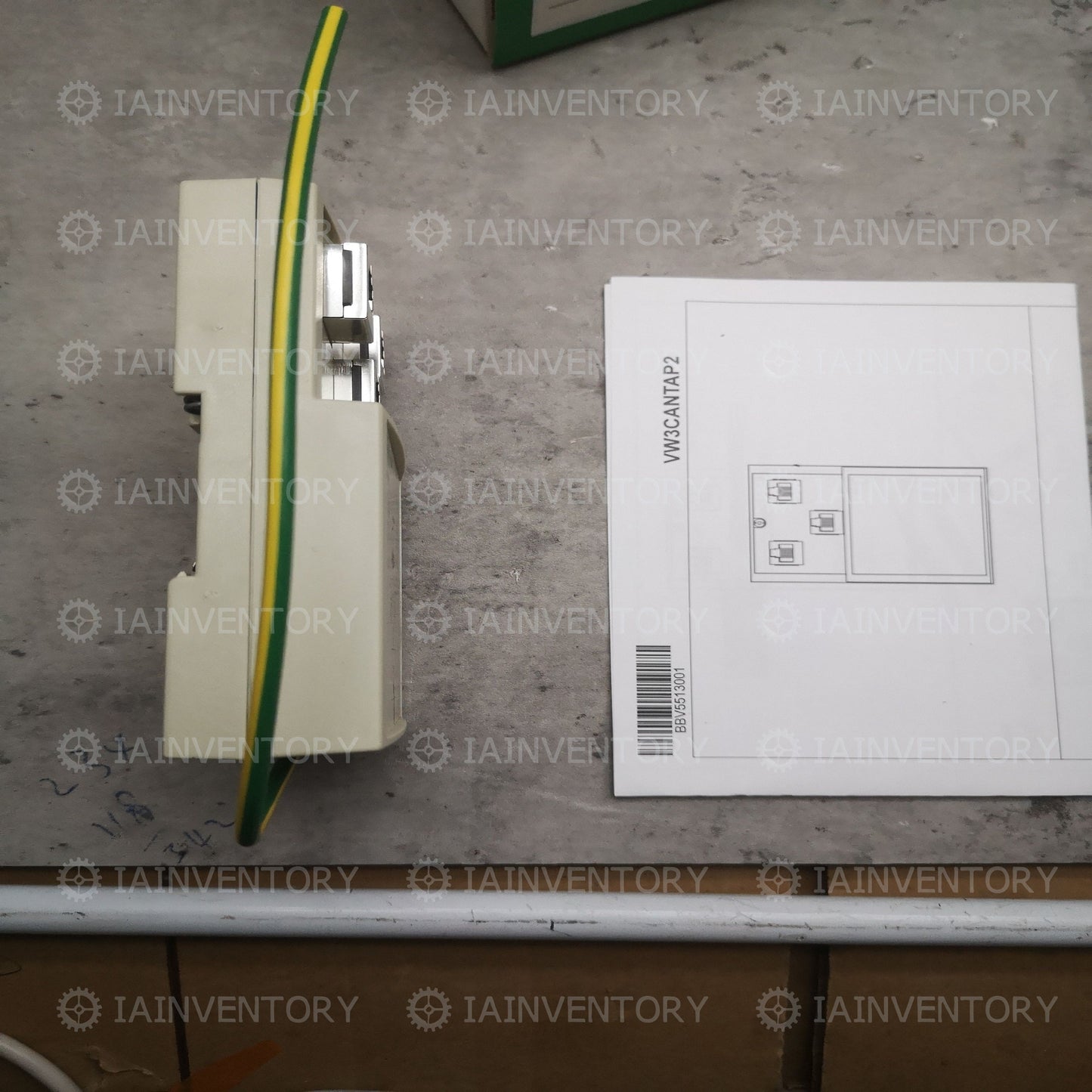 Schneider VW3CANTAP2 Adapter