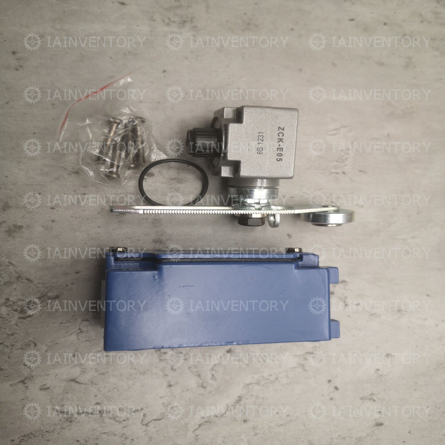 Schneider XCKJ10541H29C Limit Switch XCK-J.C ZCK-Y41C 3A 240V