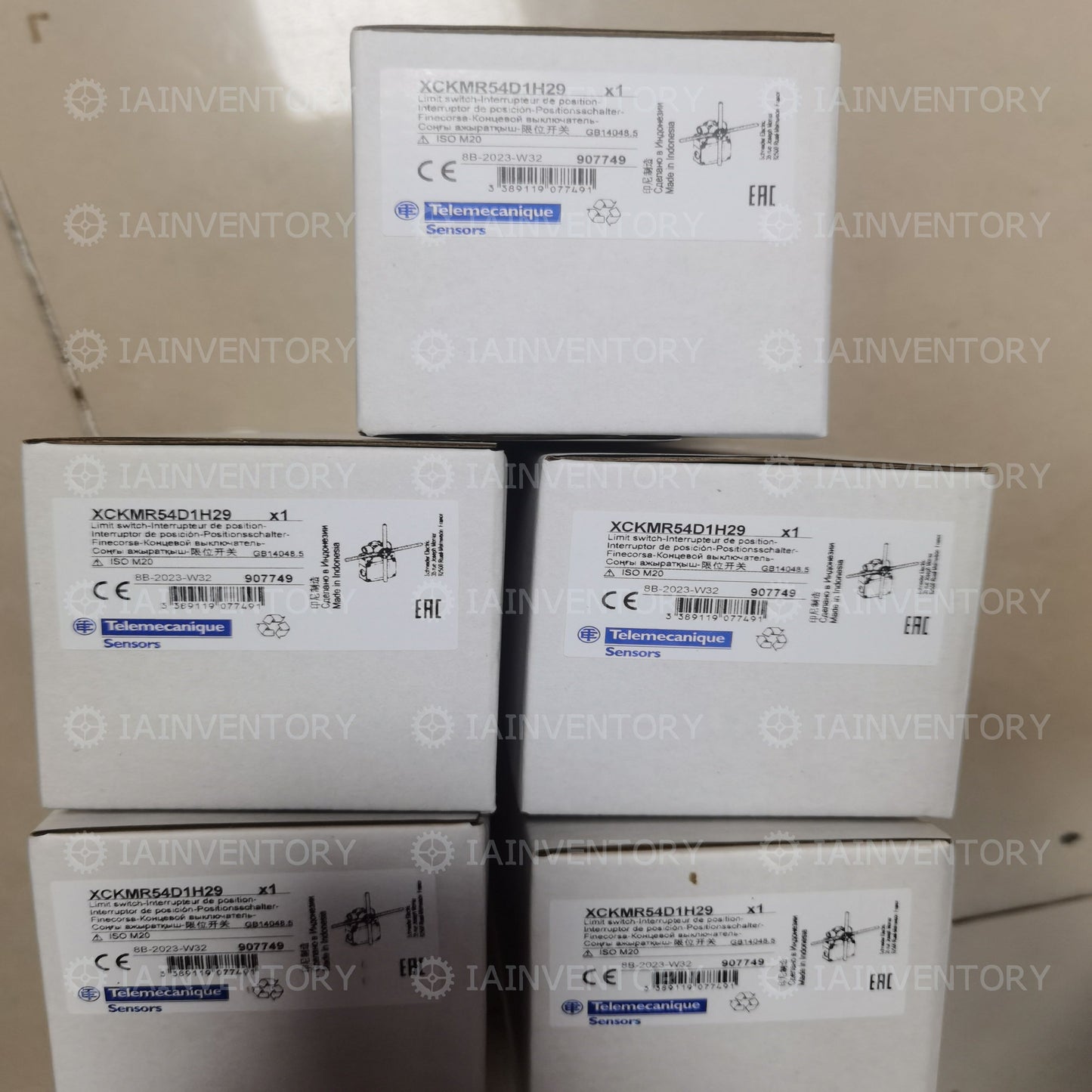 Schneider Limit Switch XCKMR54D1H29