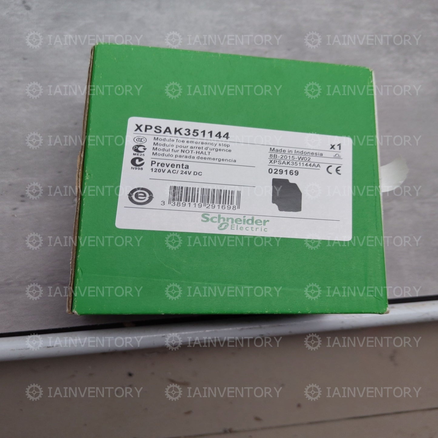 Schneider Safety Relays XPSAK351144